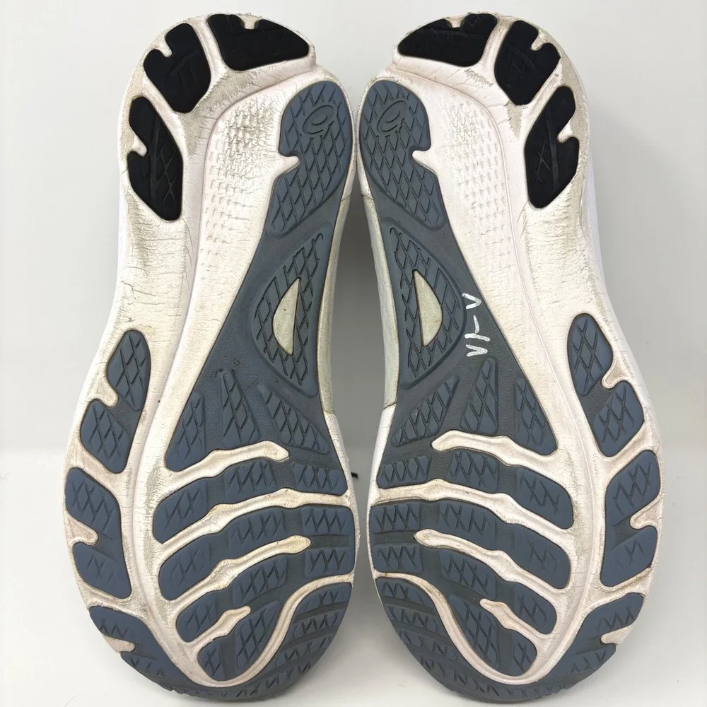 ASICS GEL-Kayano 30 Men's Size 12.5 Navy Blue Running Shoes (1011B548)